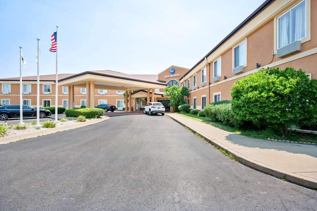 Best Western Annawan Inn Image