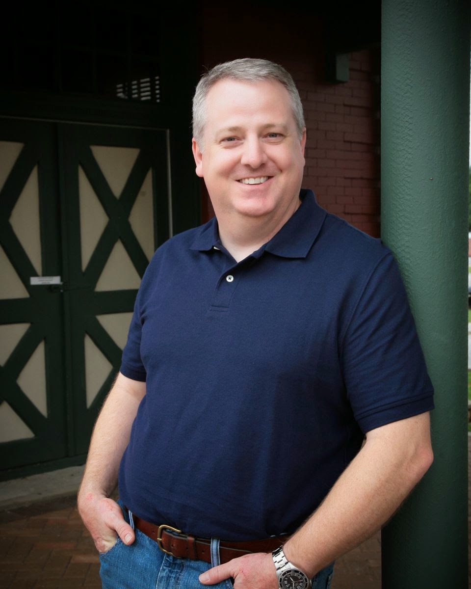 Maple Leaf Implant & General Dentistry Image