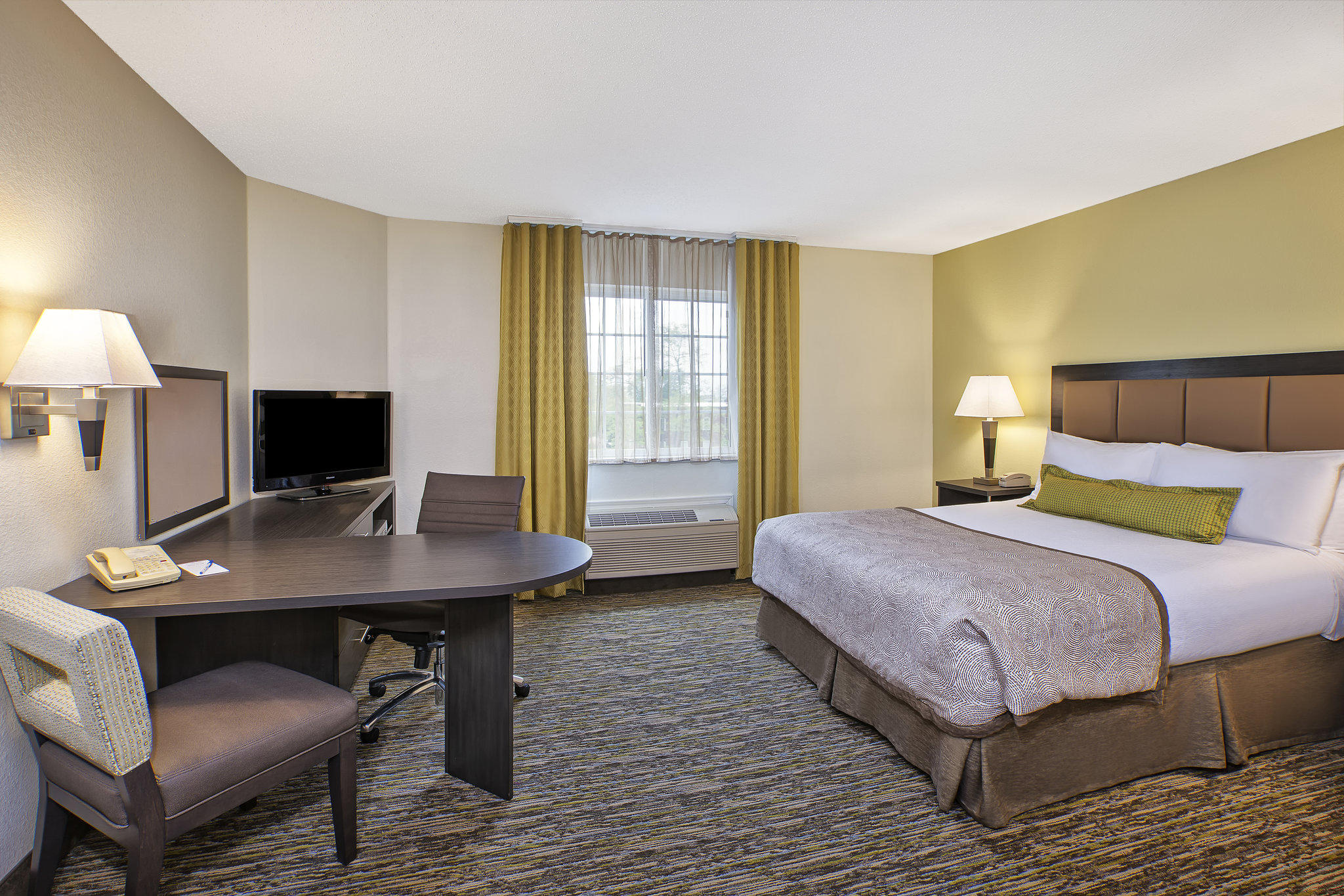 Candlewood Suites Indianapolis Photo