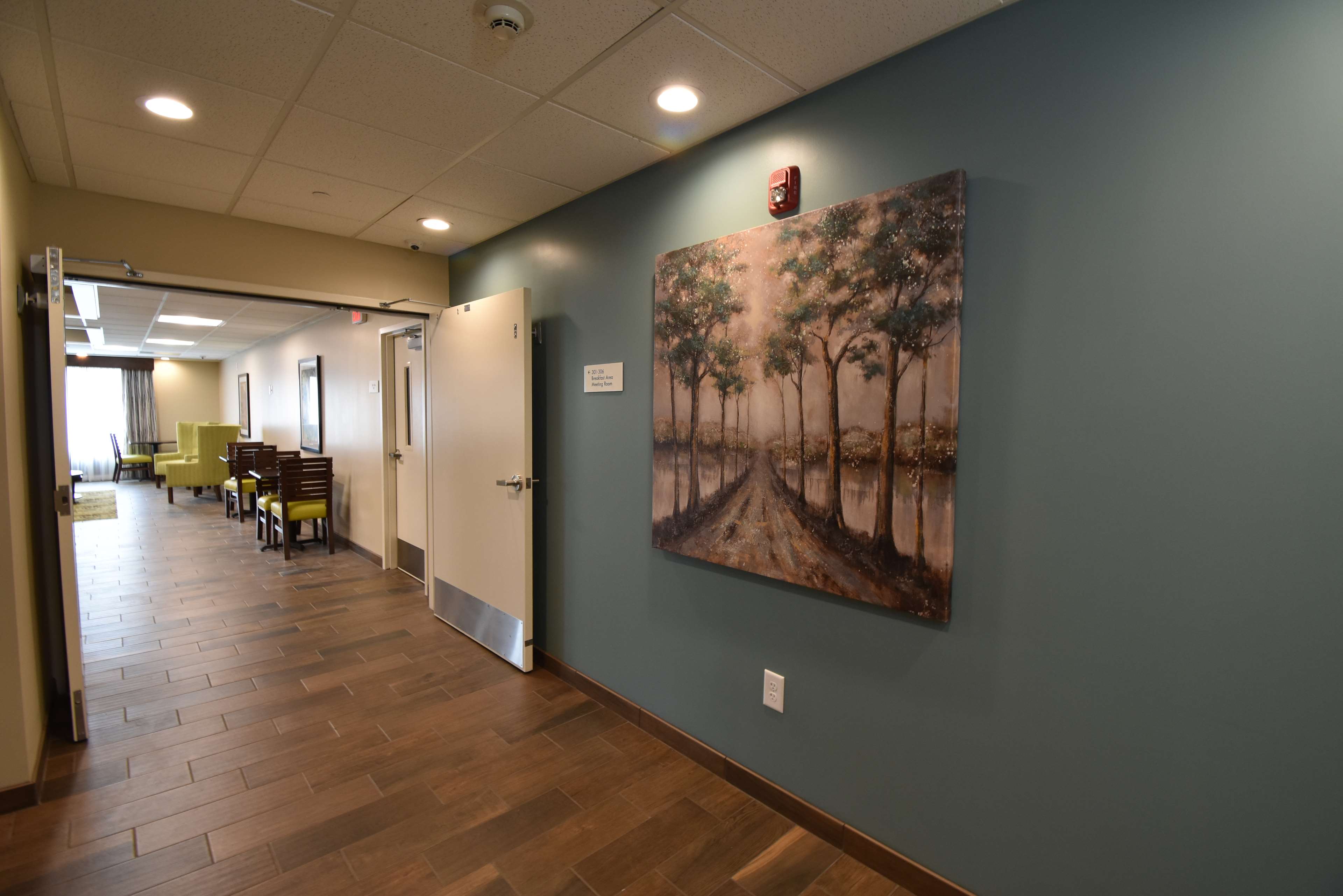 Best Western Athens Photo