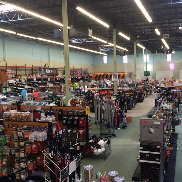 The golf warehouse store locator Browse all DSW Designer Shoe Warehouse locations. Find your favorite brands and the latest shoes and accessories for women, men, and kids at great prices.