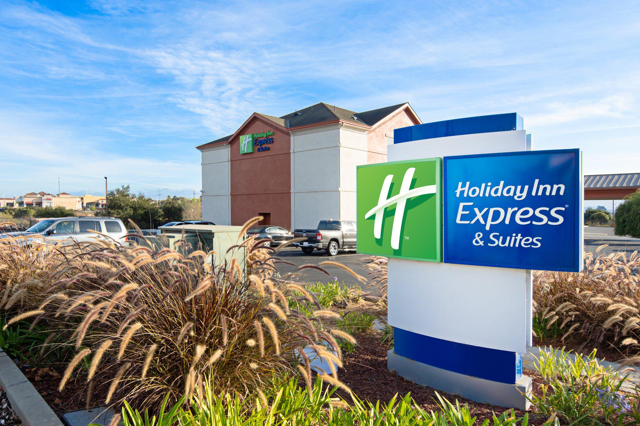 Holiday Inn Express & Suites Watsonville Photo