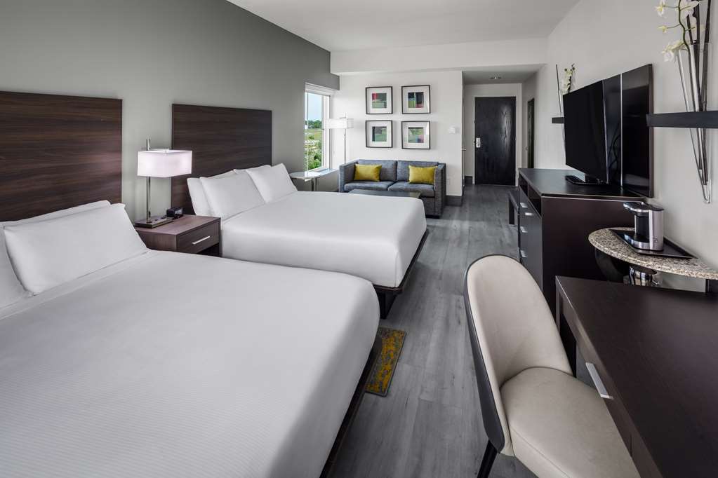 DoubleTree by Hilton Sarasota Bradenton Airport Image