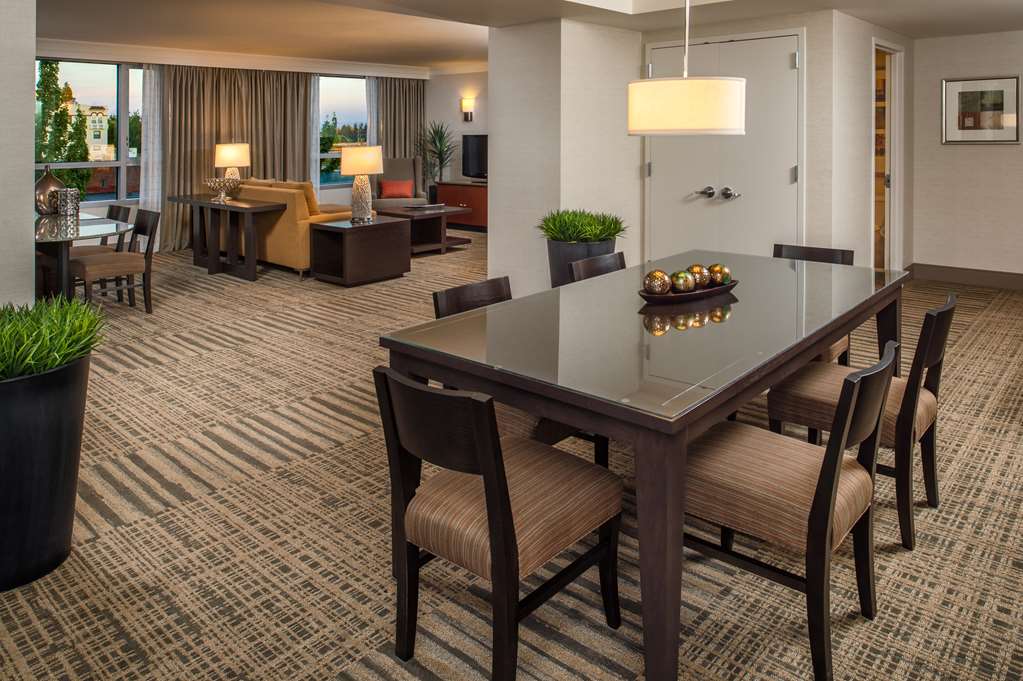 Hilton Vancouver Washington Image