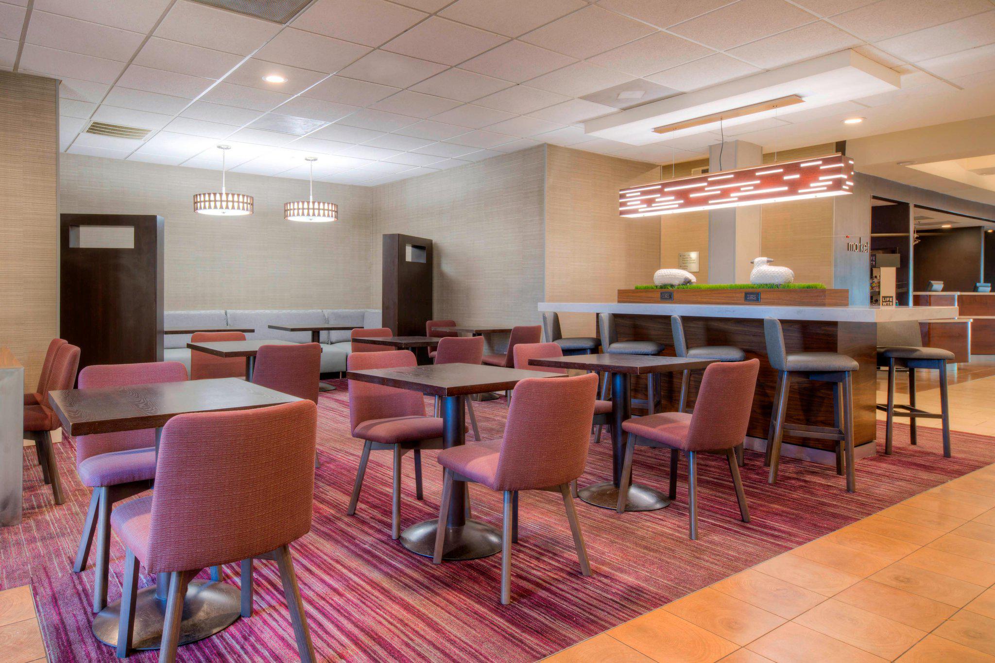 Courtyard by Marriott Raleigh Crabtree Valley Photo