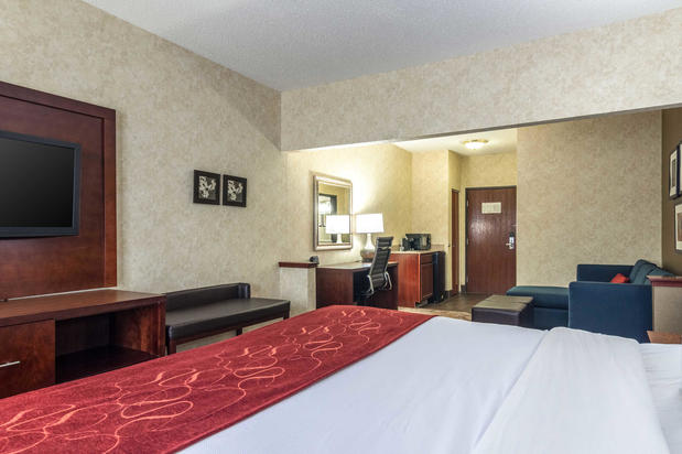 Images Comfort Suites