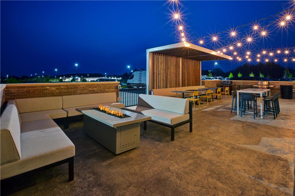 Home2 Suites by Hilton Traverse City Image