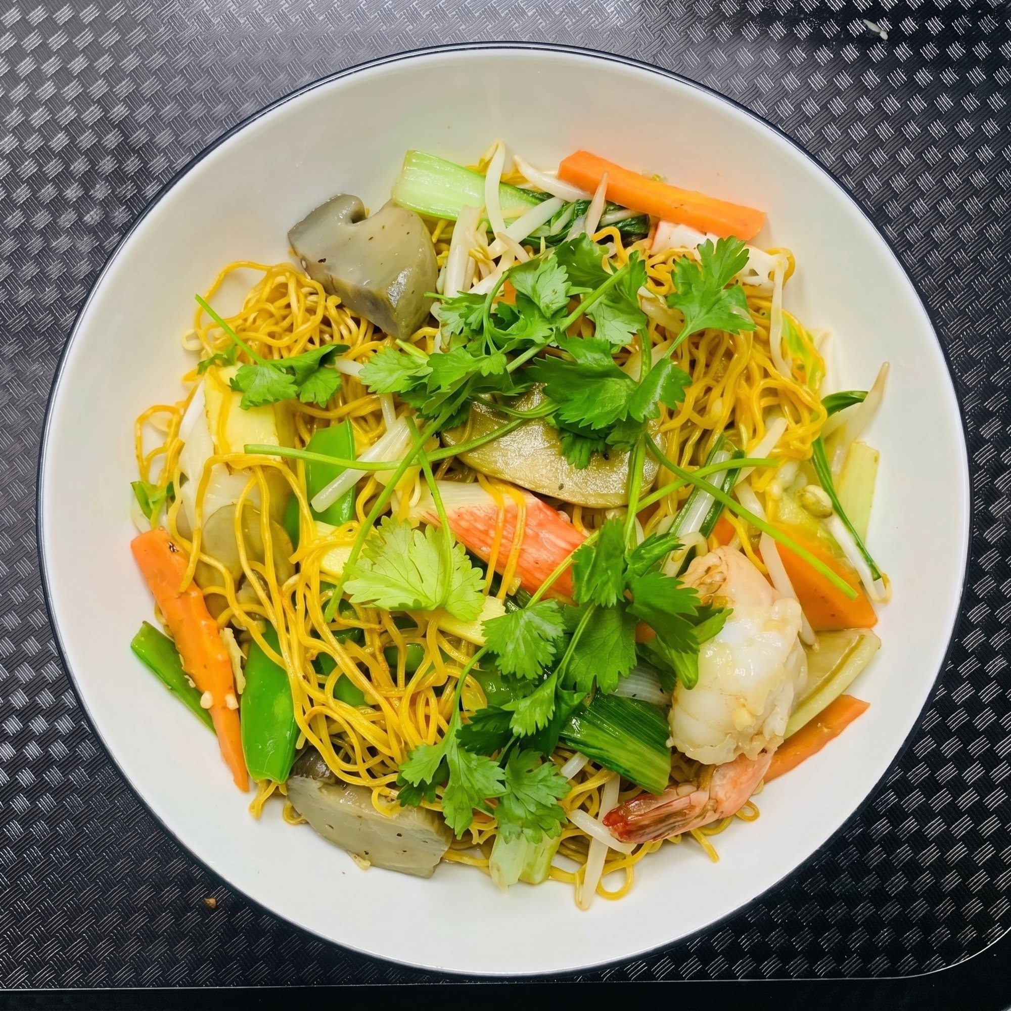 Vietnamese Special Stir-Fried Thin Noodle