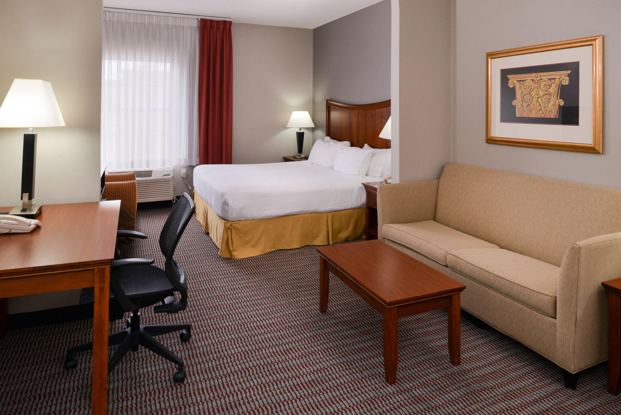 Holiday Inn Express & Suites North Little Rock Photo