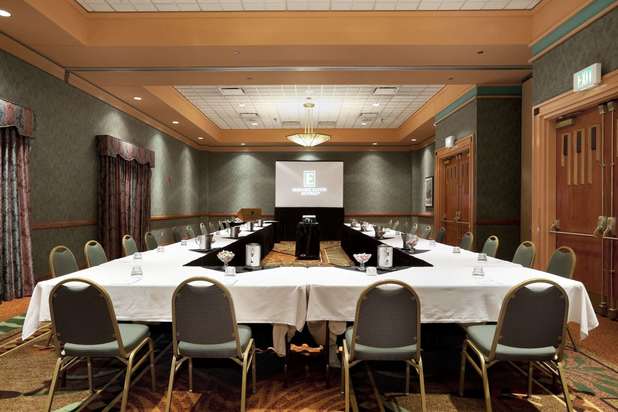 Images Embassy Suites by Hilton Omaha Downtown Old Market