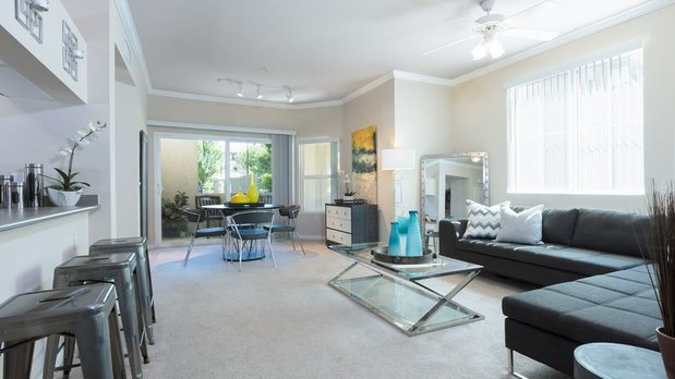 Images Avanti Apartment Homes