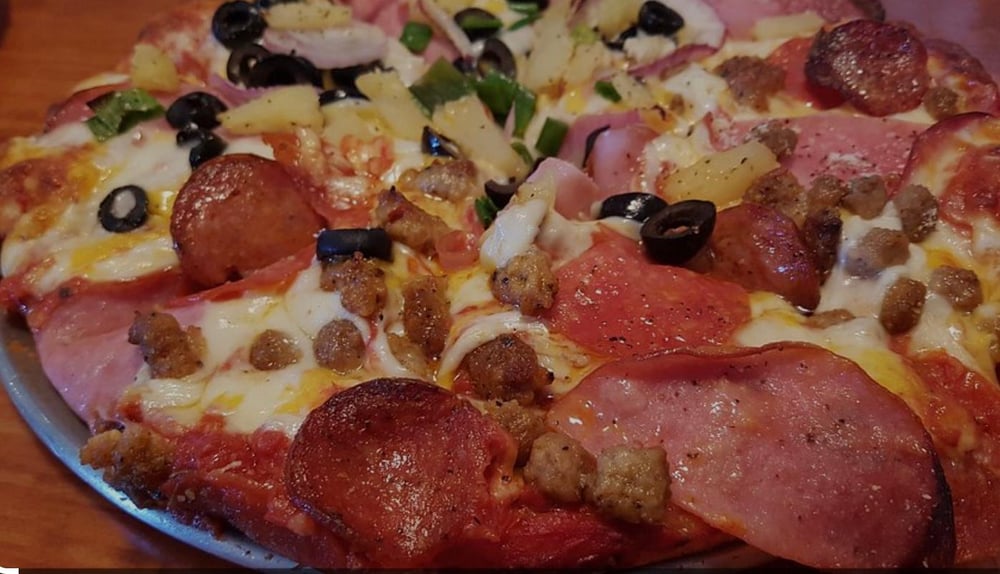 SM MEAT LOVERS PIE PIZZA