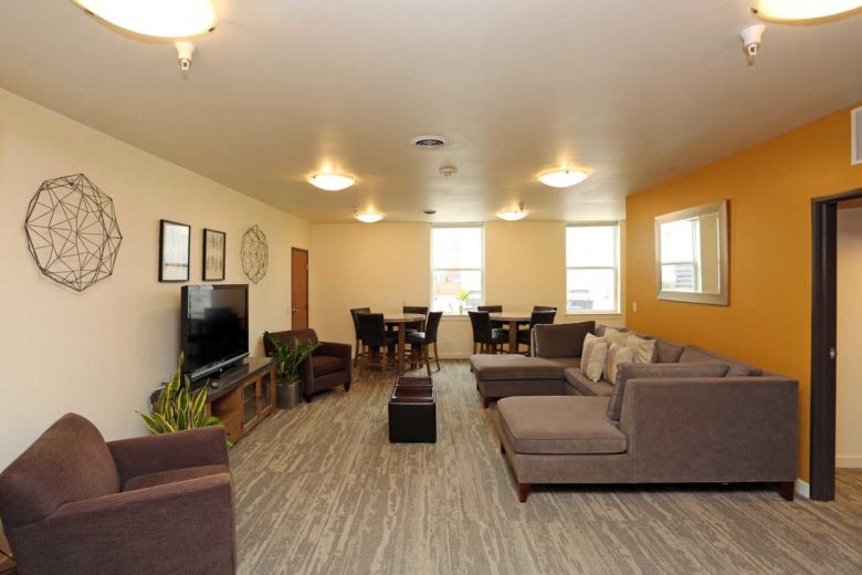 Images Latitude Apartments