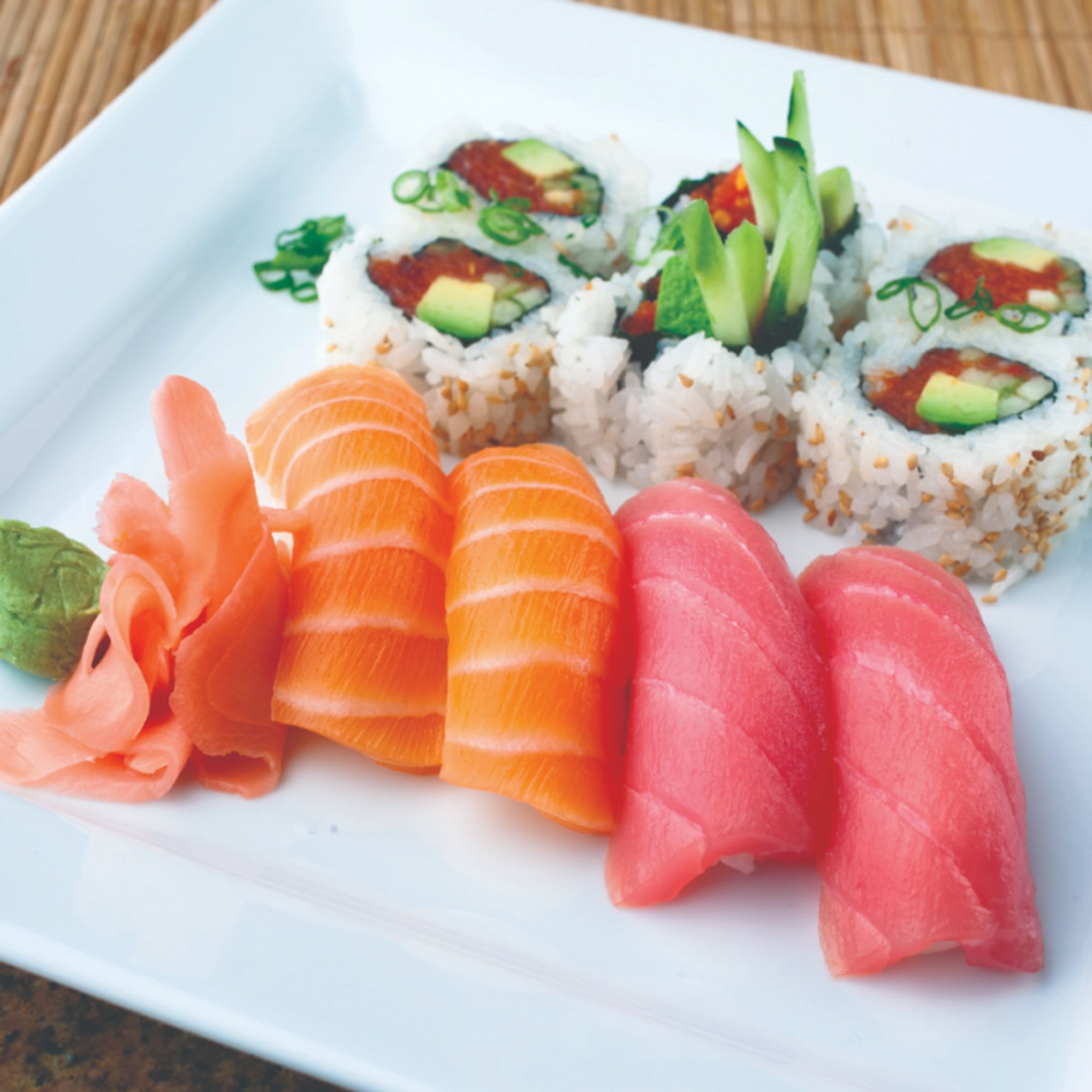 Sushi (4 Pieces) and Roll (6 Pieces) Combo