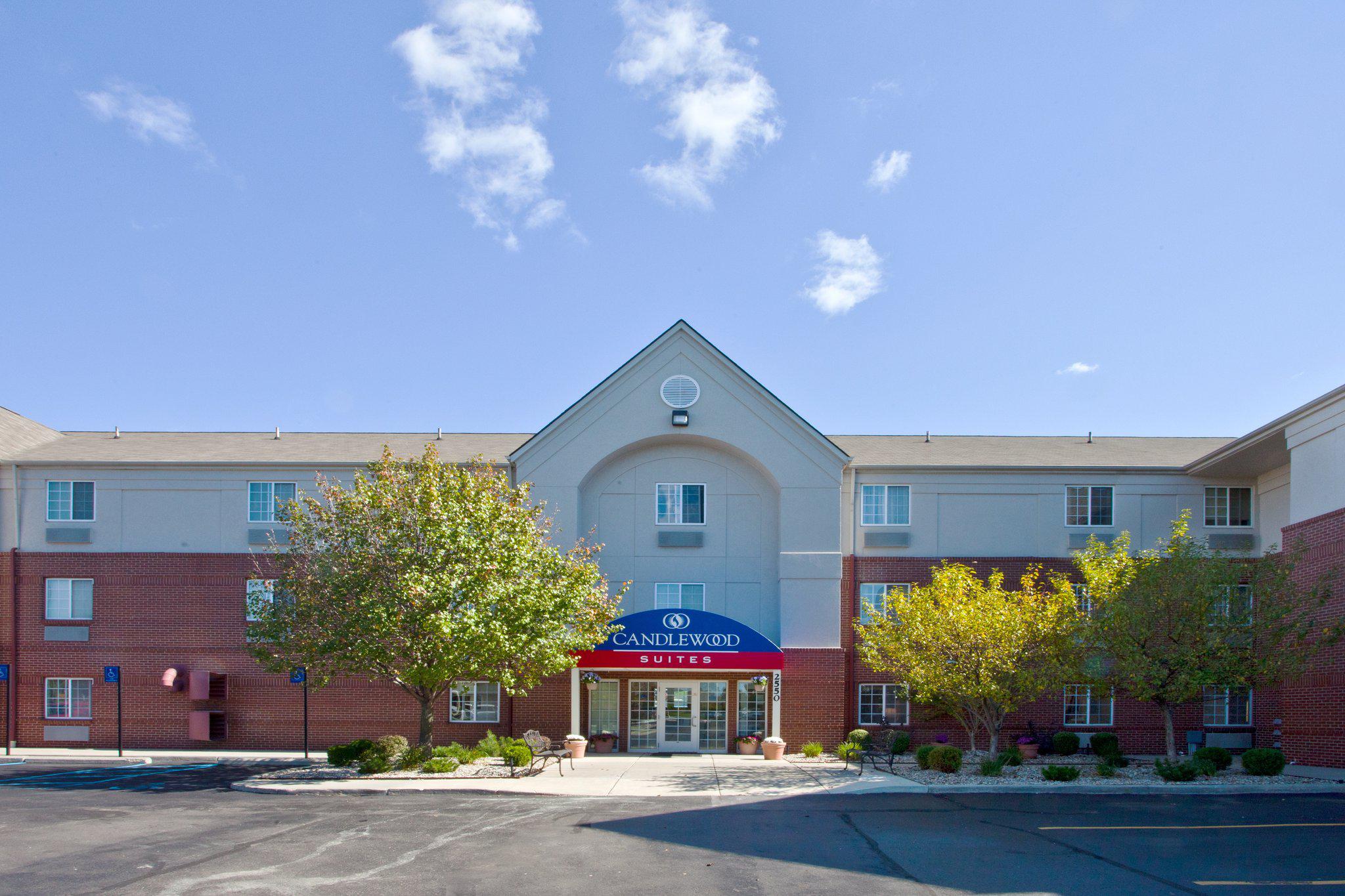 Candlewood Suites Detroit-Troy Photo