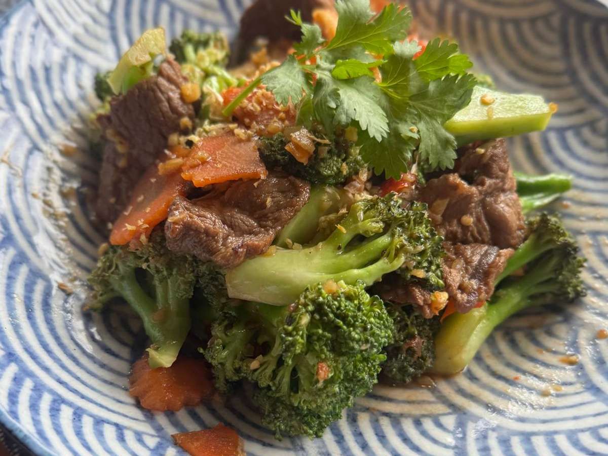 American Broccoli Sauce ( Please Choose your Rice)