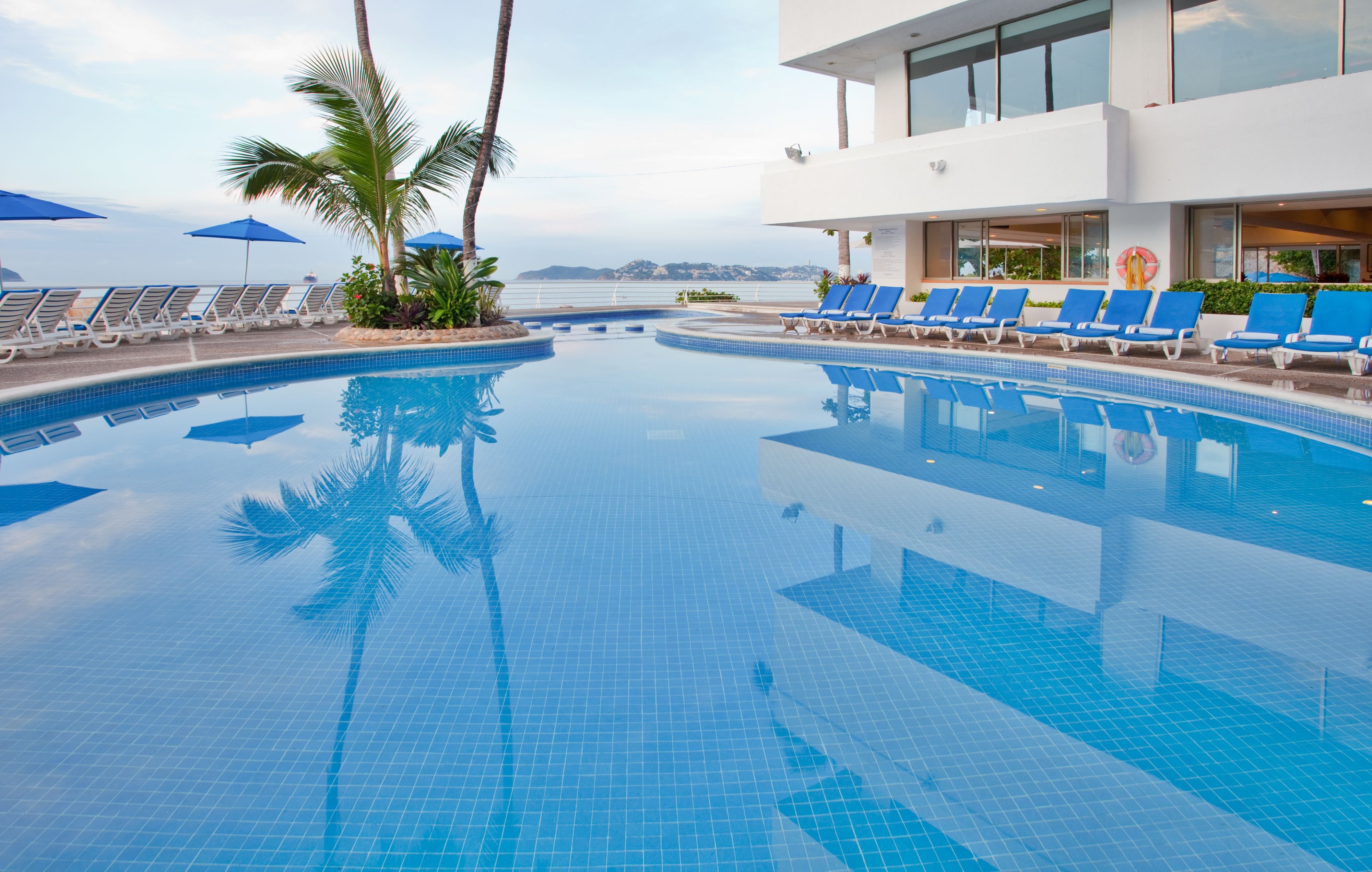 Images Holiday Inn Resort Acapulco