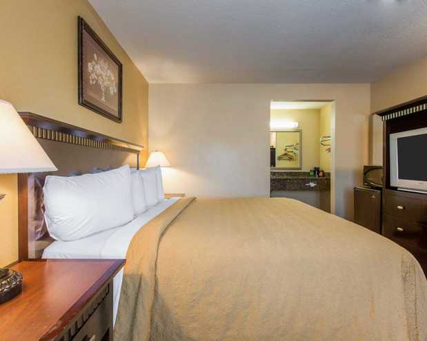Images Quality Inn