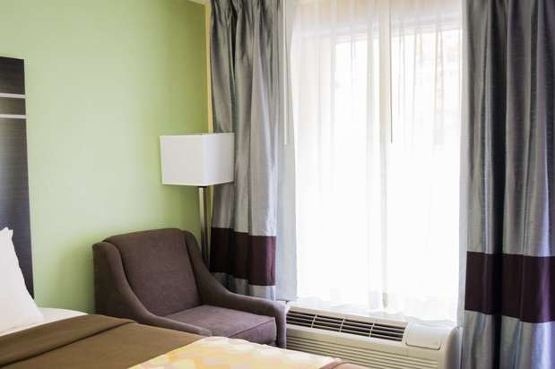 Images Best Western Coachlight