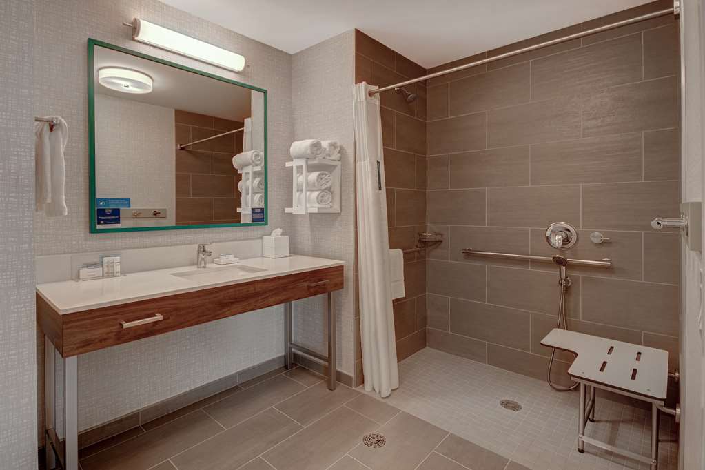 Hampton Inn & Suites Sunnyvale Silicon Valley Image