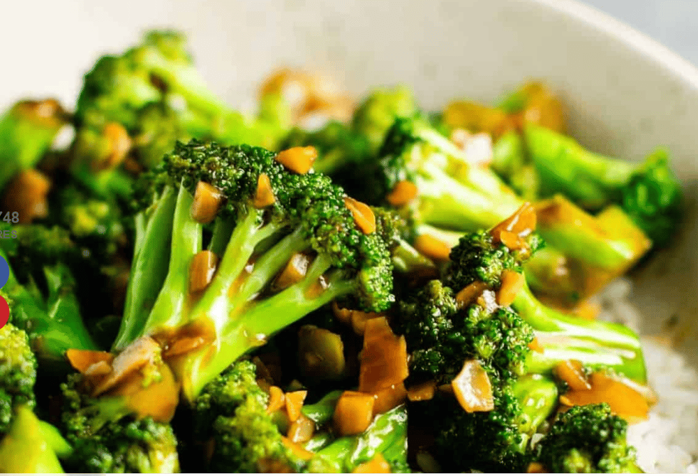 BROCCOLI with GARLIC SAUCE