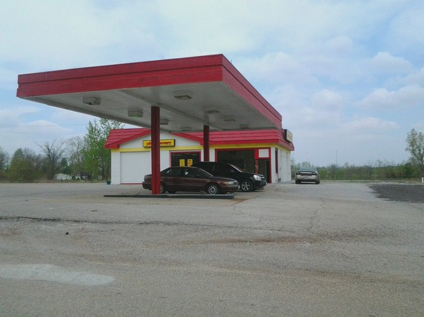 Images Midwest Title Loans