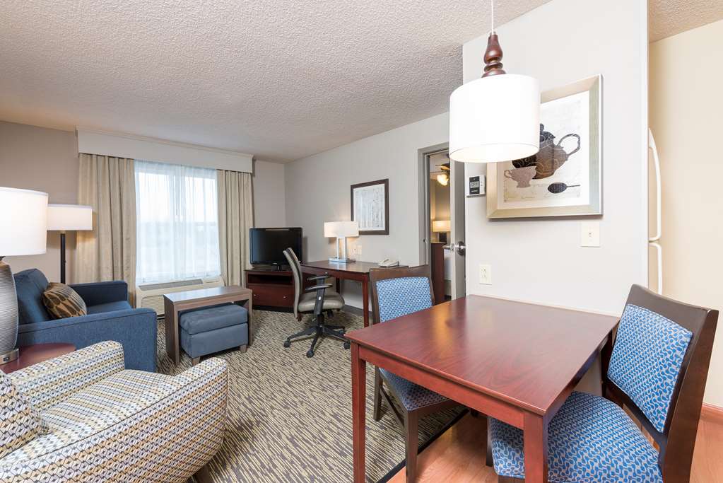 Homewood Suites by Hilton Bloomington Image