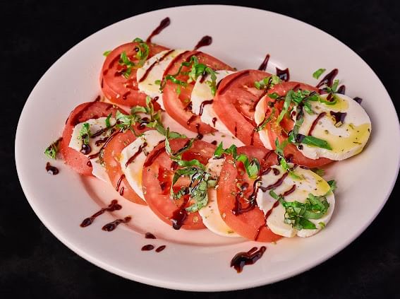Fresh Mozzarella & Tomato Salad