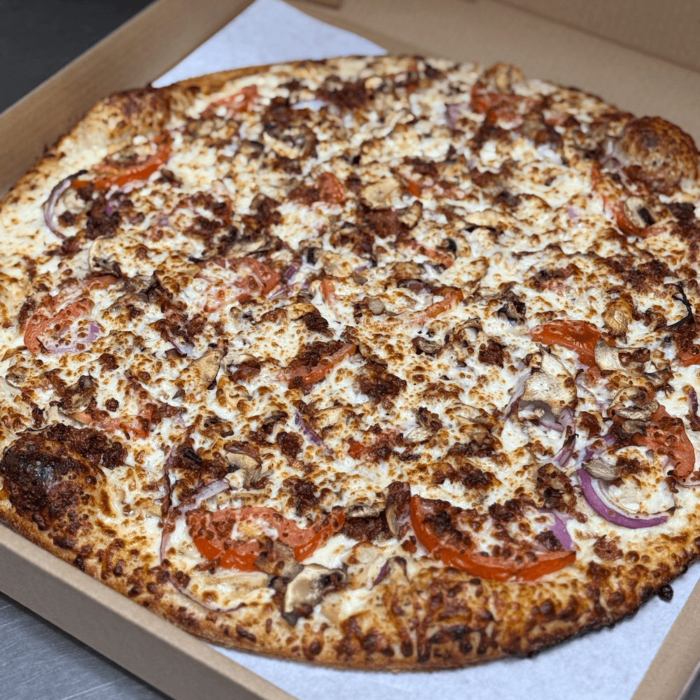 Chicken Deluxe Pizza