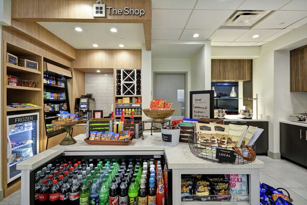 Hilton Garden Inn Panama City Image