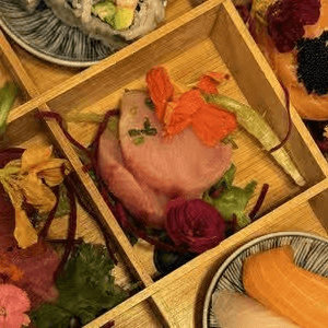 Sushi & Sashimi Combo