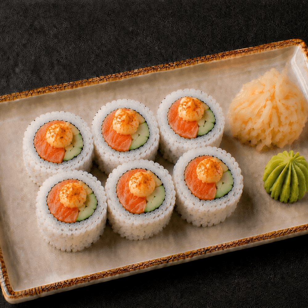 Spicy Salmon Roll