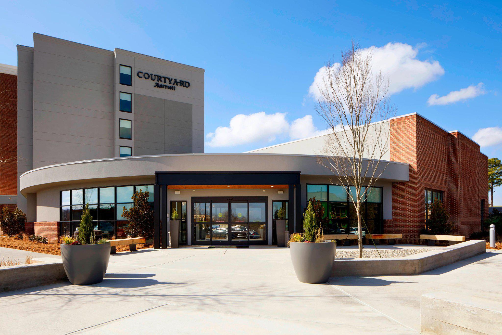 Courtyard by Marriott Charlotte Fort Mill, SC Photo