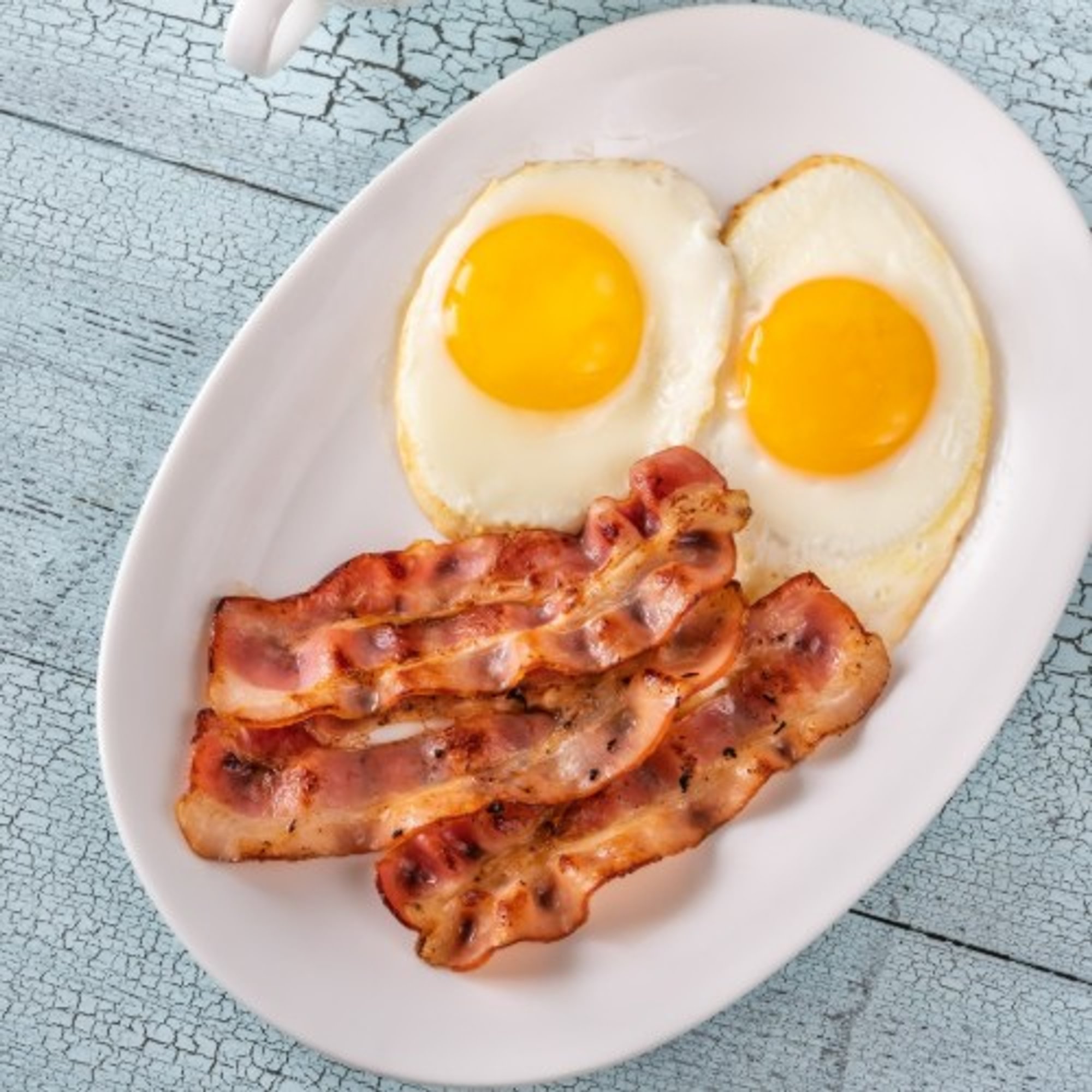 2 Eggs & Bacon