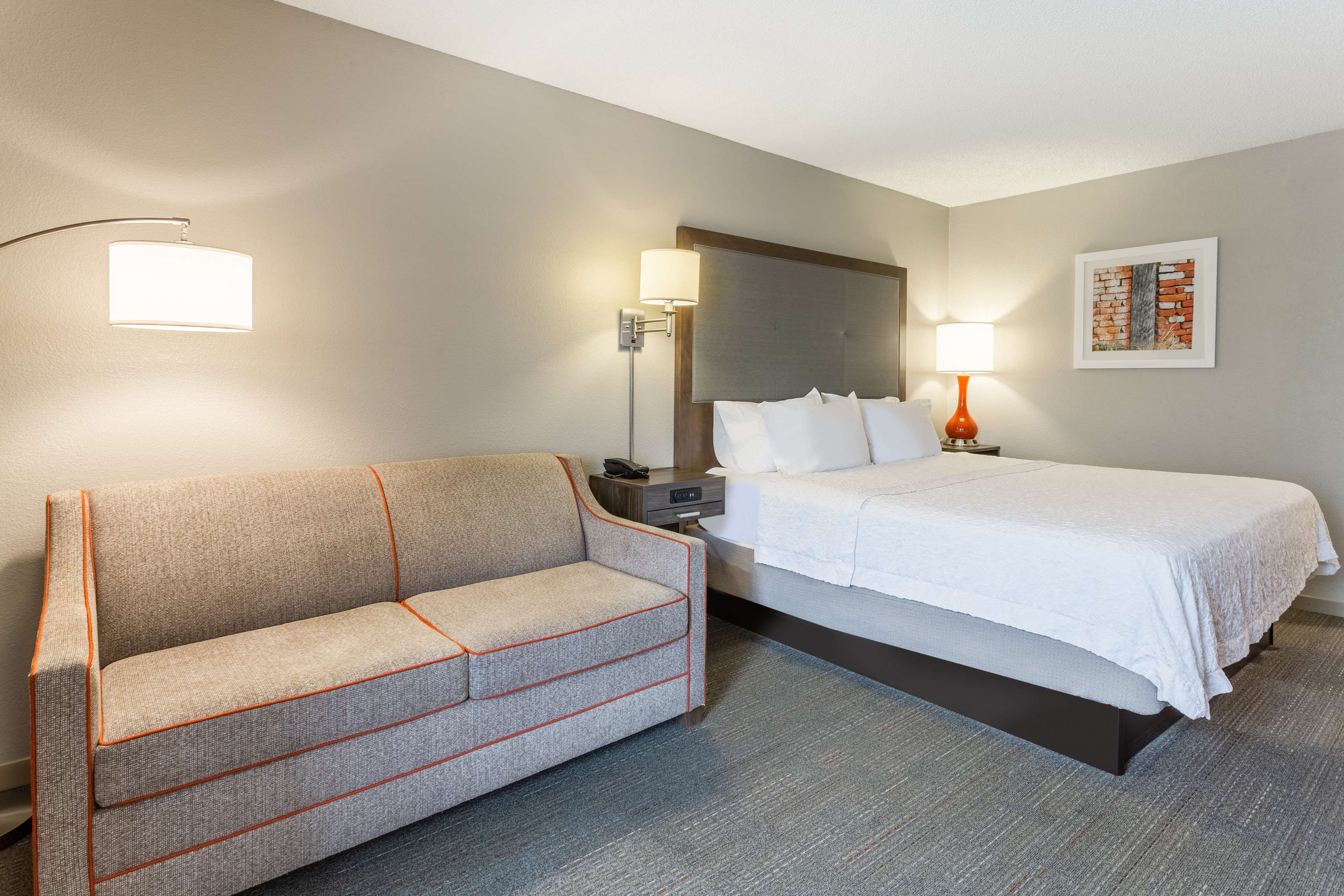 Hampton Inn Eau Claire Photo