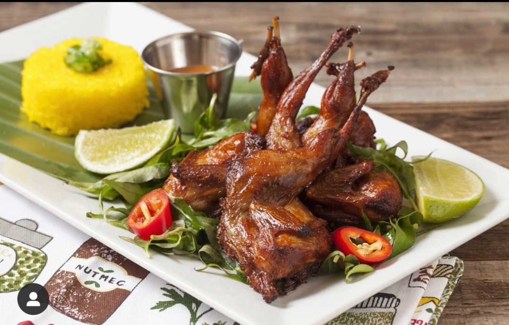 Quail with Sticky Rice (Chim Cut Chien Bo)