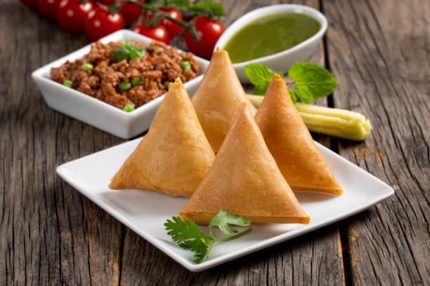 CHICKEN SAMOSA (2 PC)