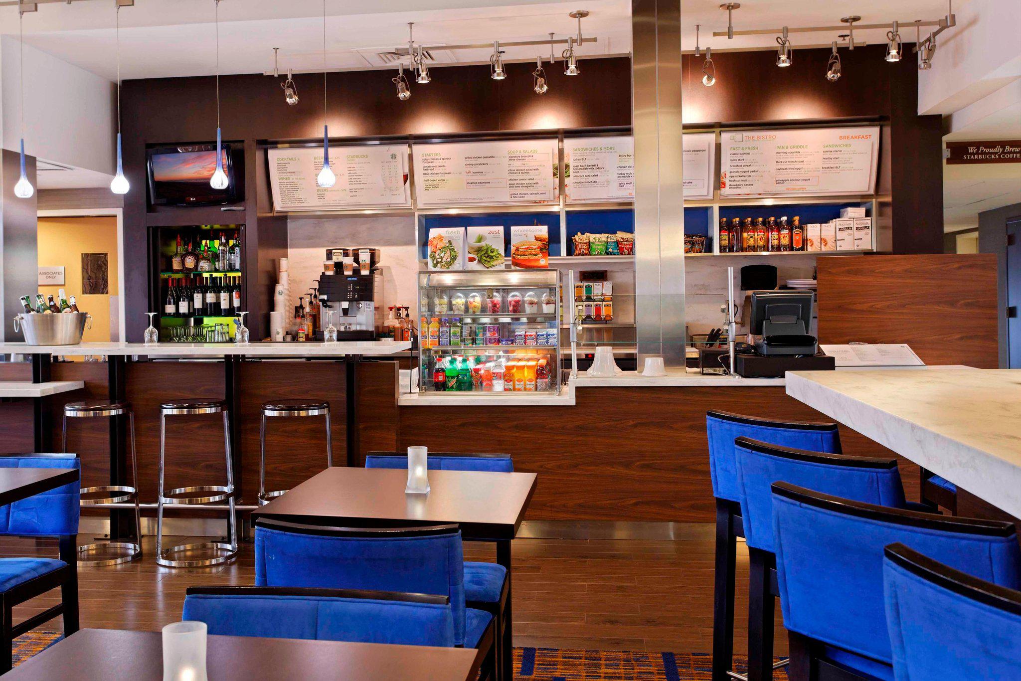 Courtyard by Marriott Houston Brookhollow Photo