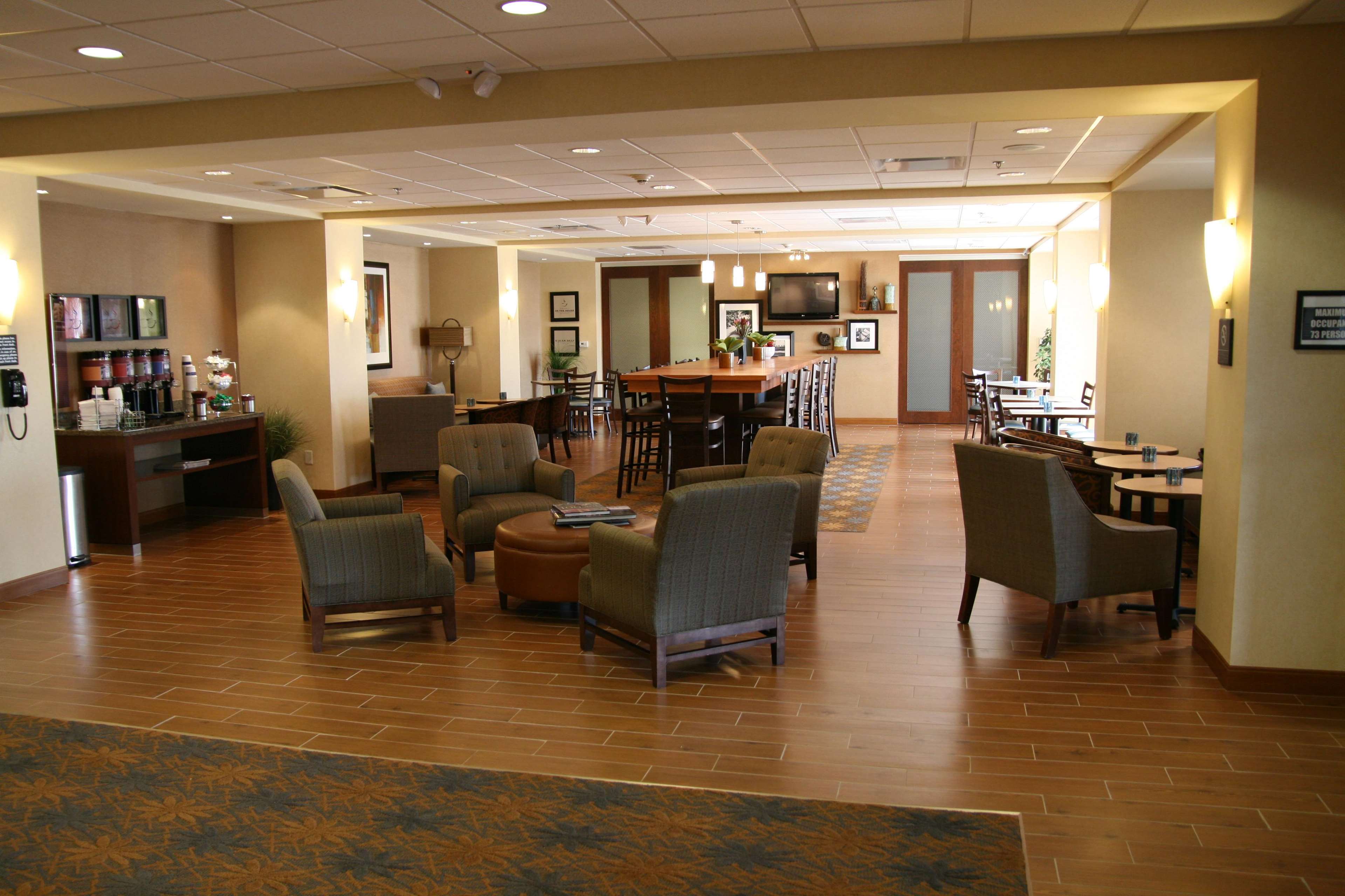 Hampton Inn Denver Northeast-Brighton Photo