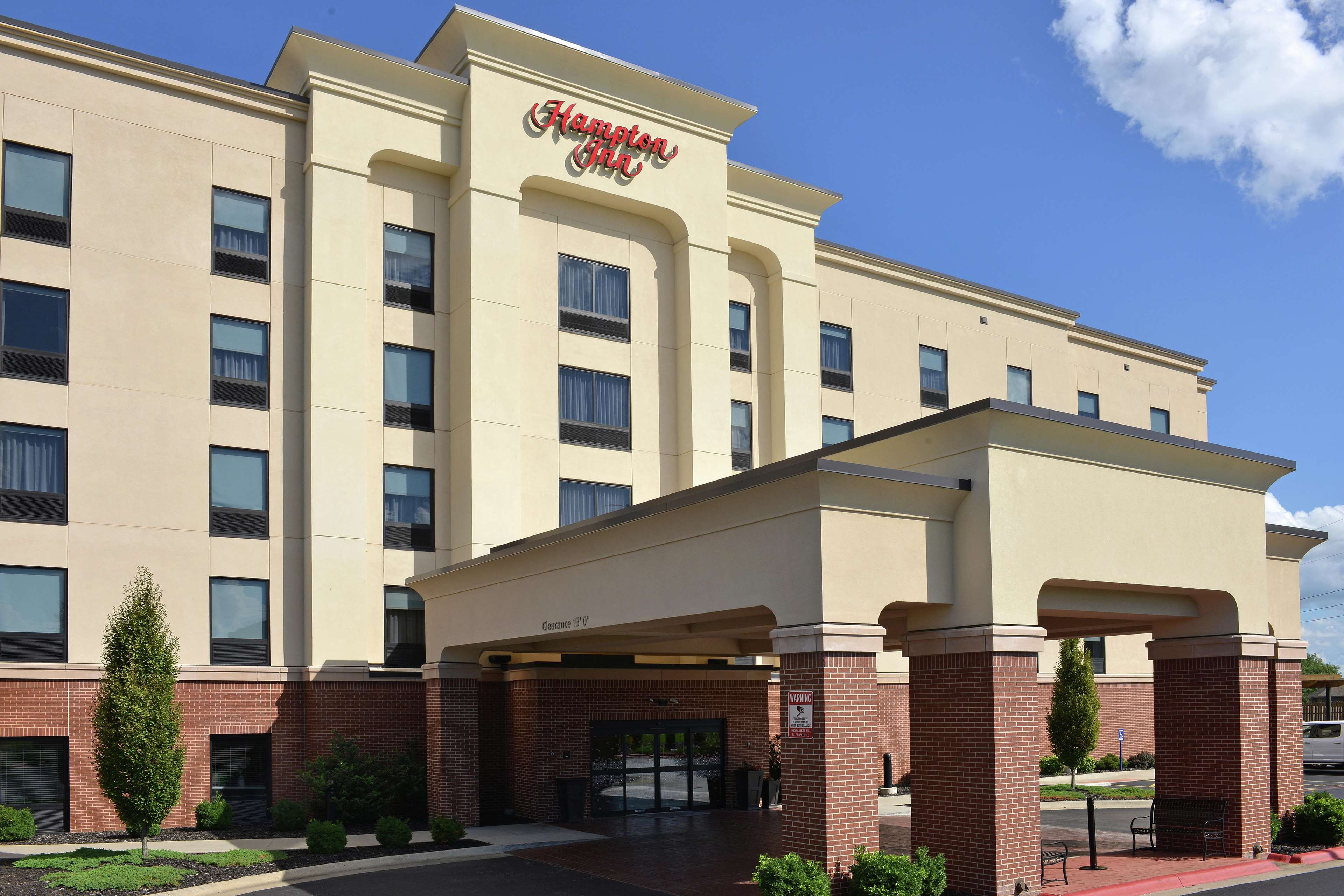 Hampton Inn Springfield-Southeast Photo