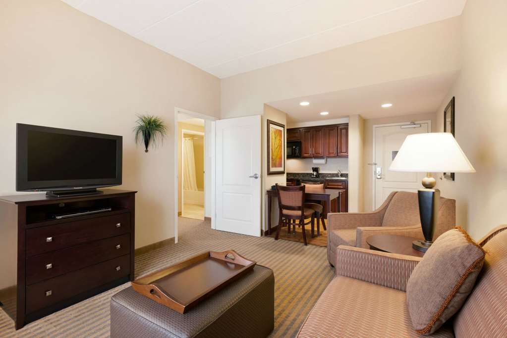 Homewood Suites by Hilton Minneapolis-New Brighton Image