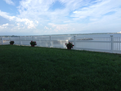 Custom Fence Design Image