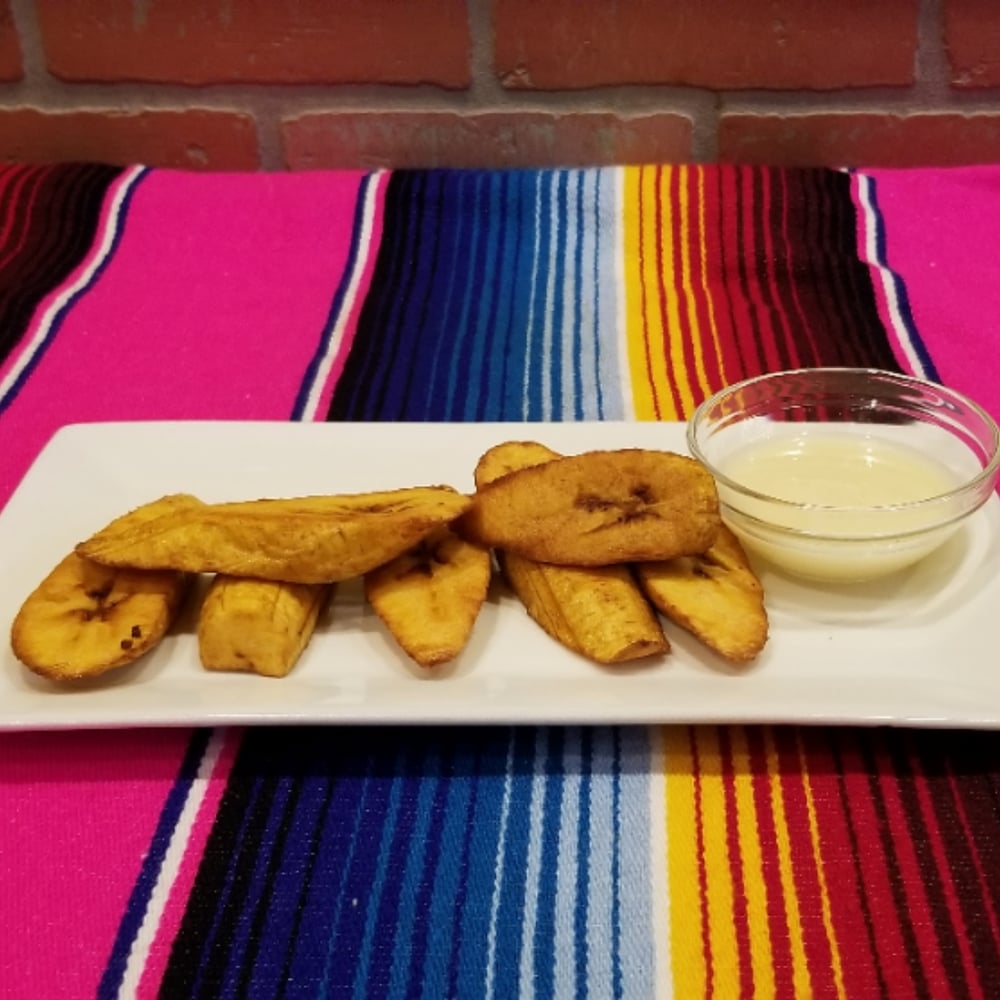 Platanitos con lechera / Sweet plantains w/ condensed milk