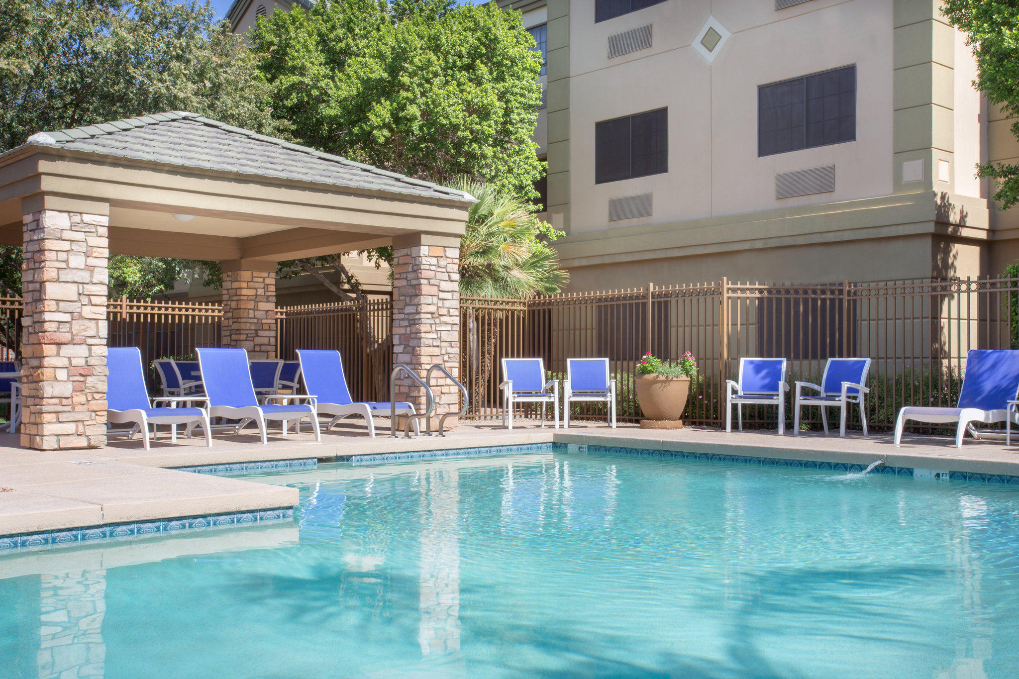 Holiday Inn Express & Suites Phoenix Downtown - Ballpark Photo