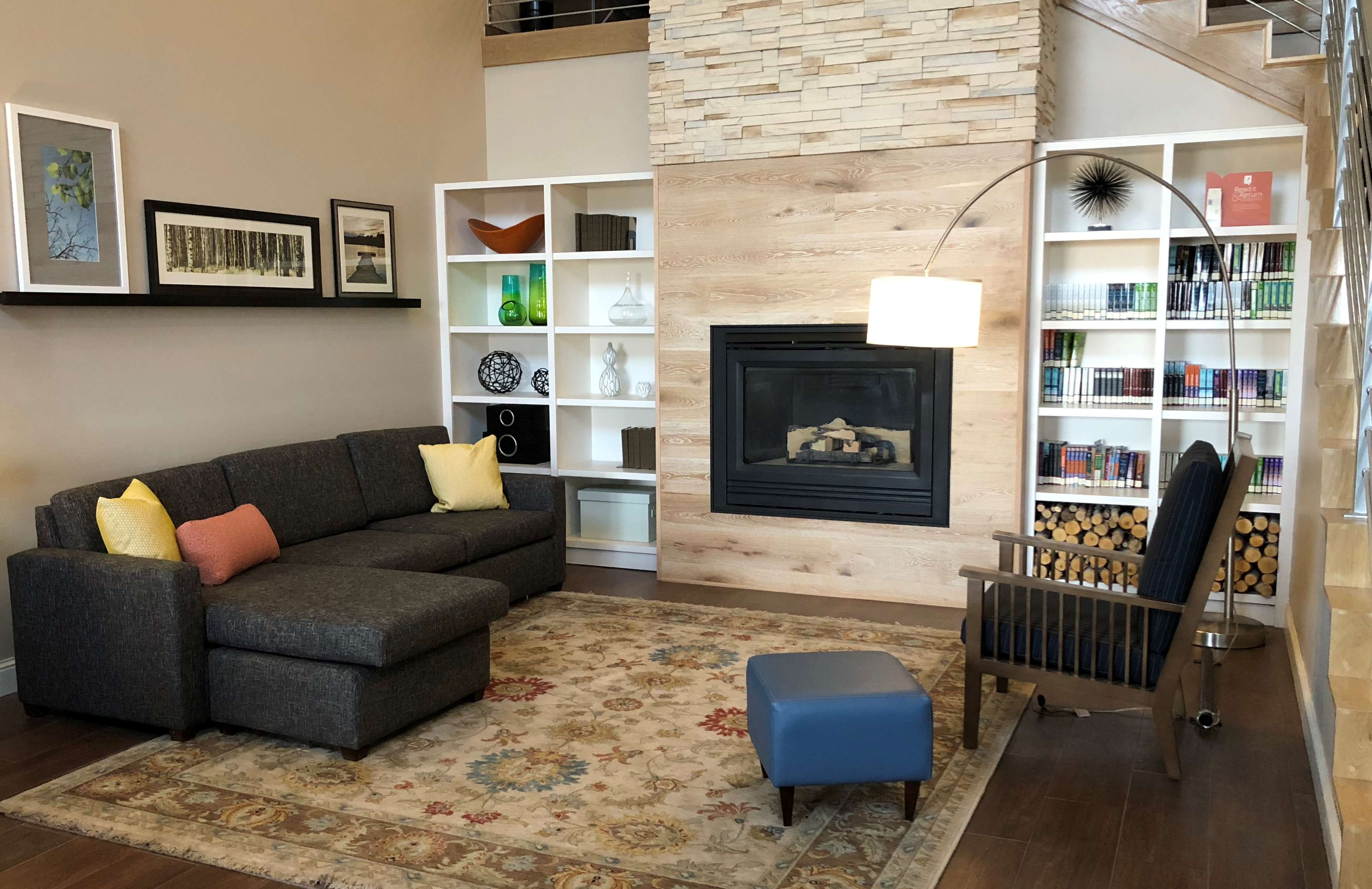 Country Inn & Suites by Radisson, Rapid City, SD Photo