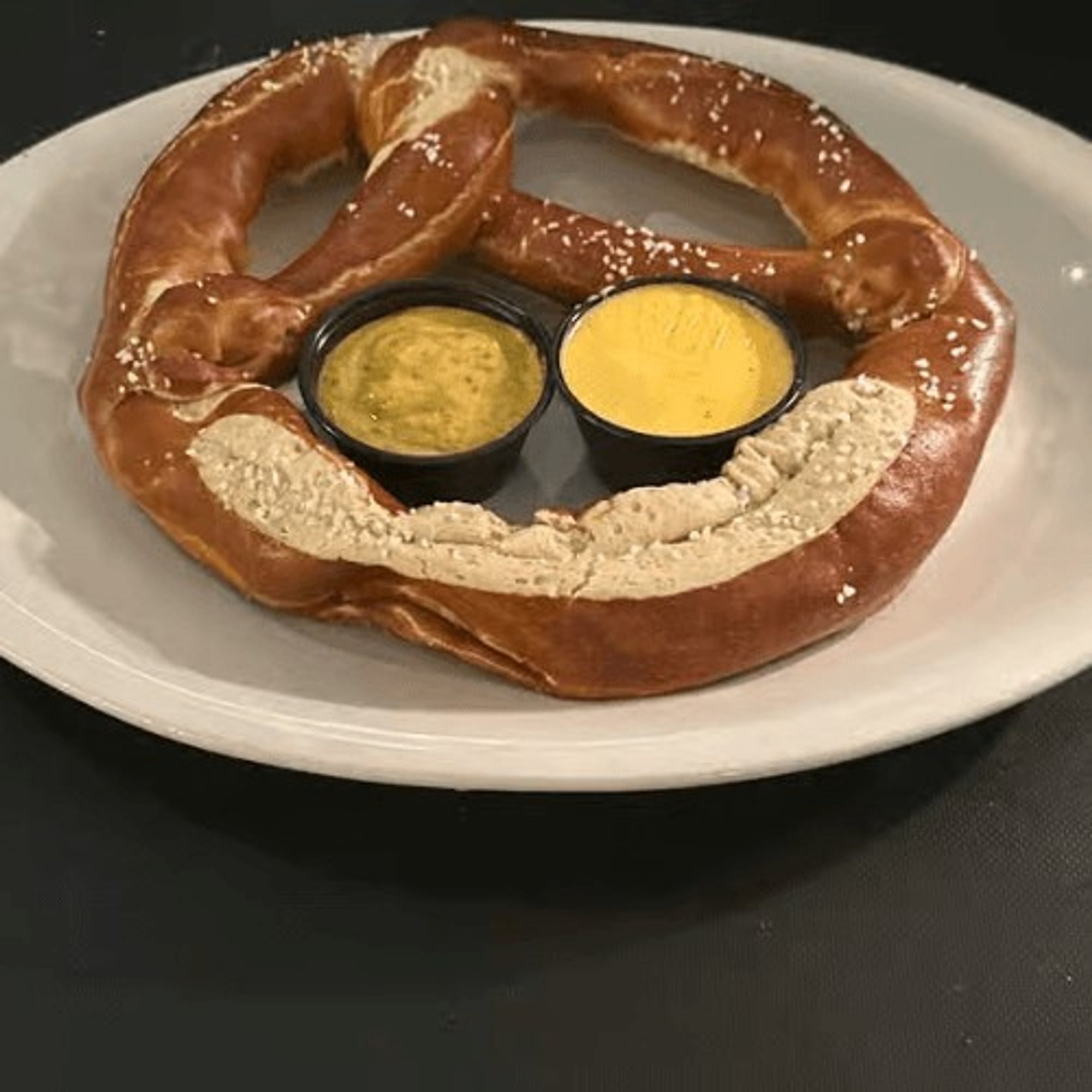 Bruhaus Pretzel