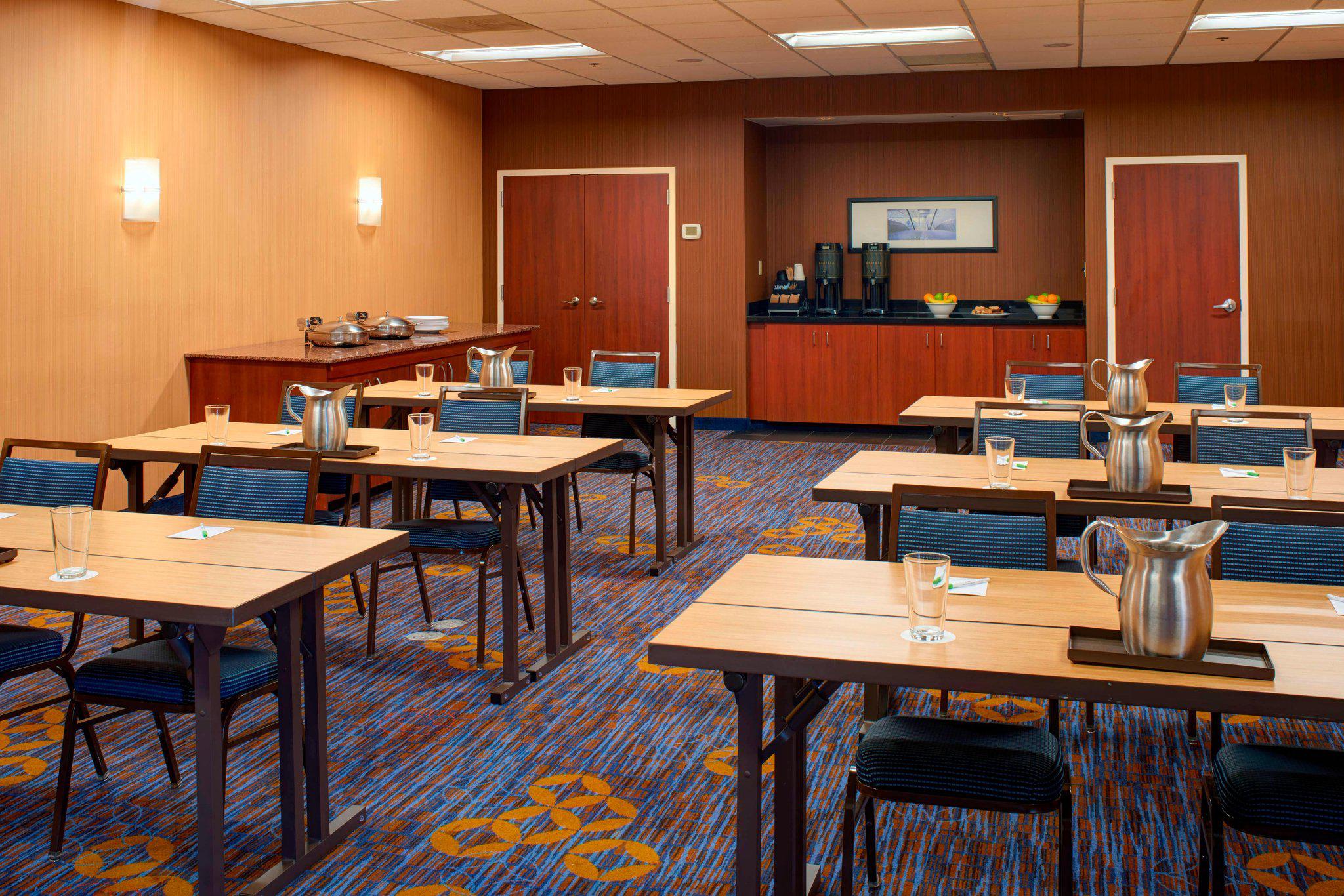 Courtyard by Marriott Detroit Auburn Hills Photo