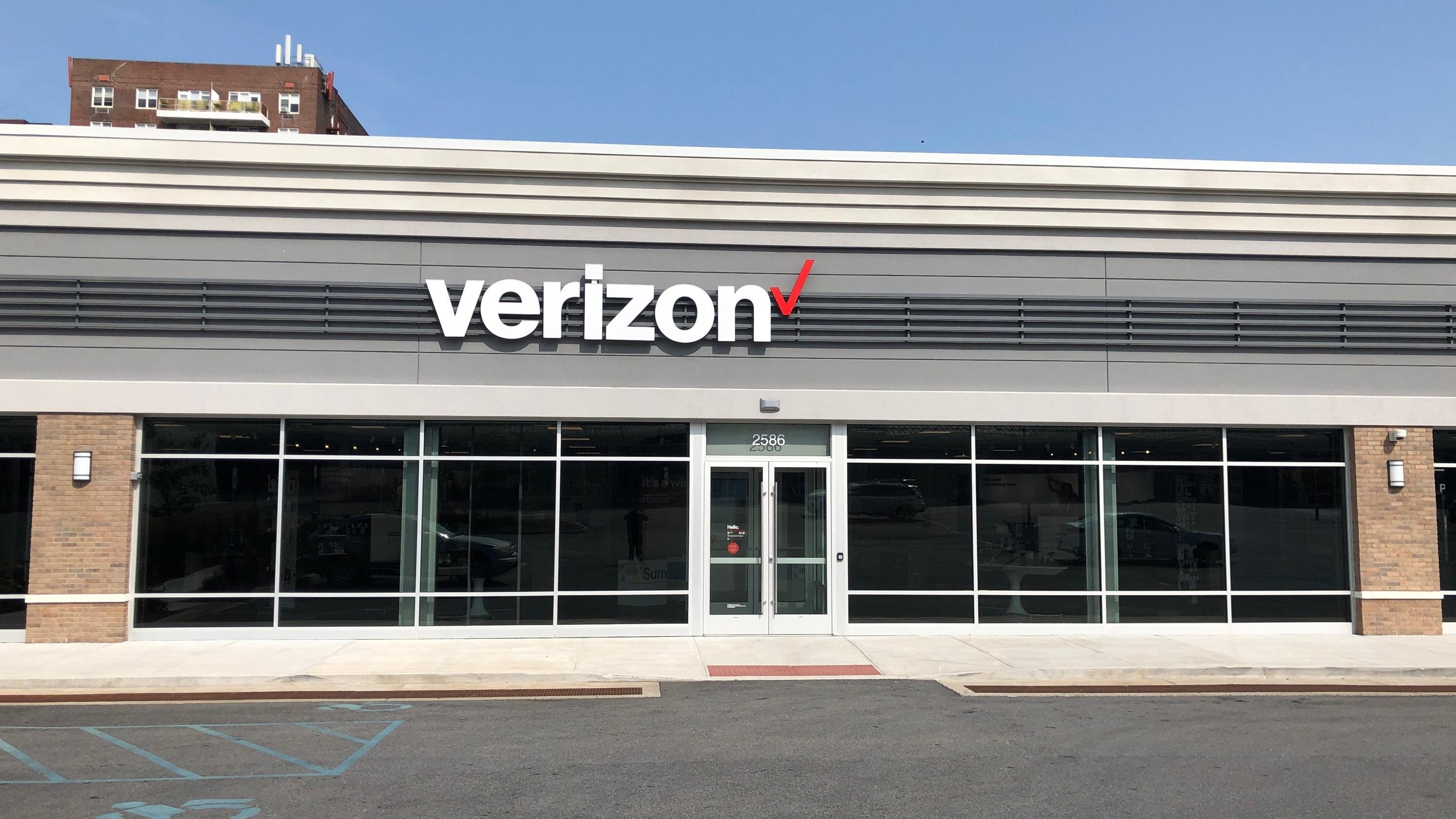 Verizon - Mobile Phone Store in Paramus