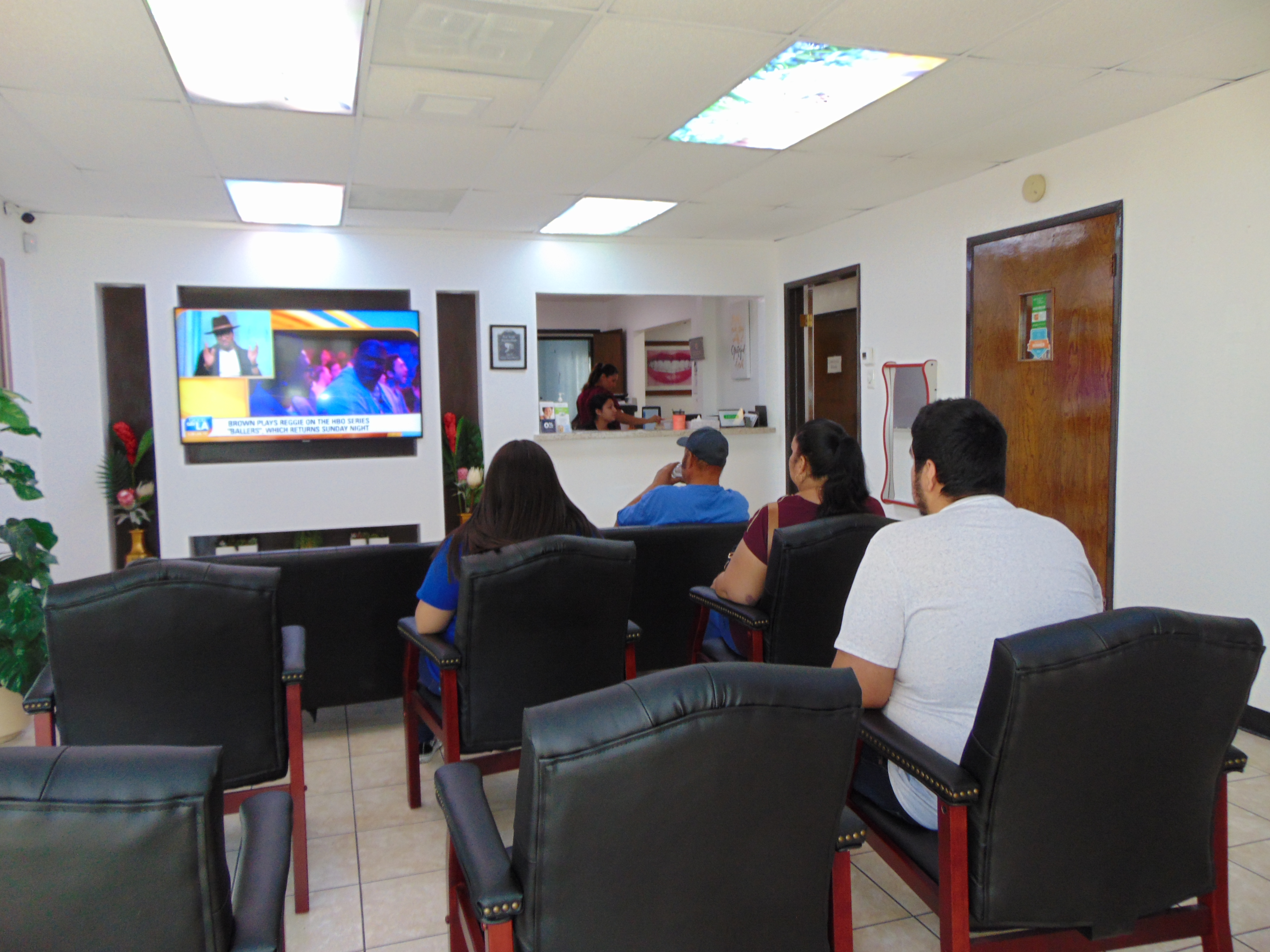 Pacoima Dental Center Image