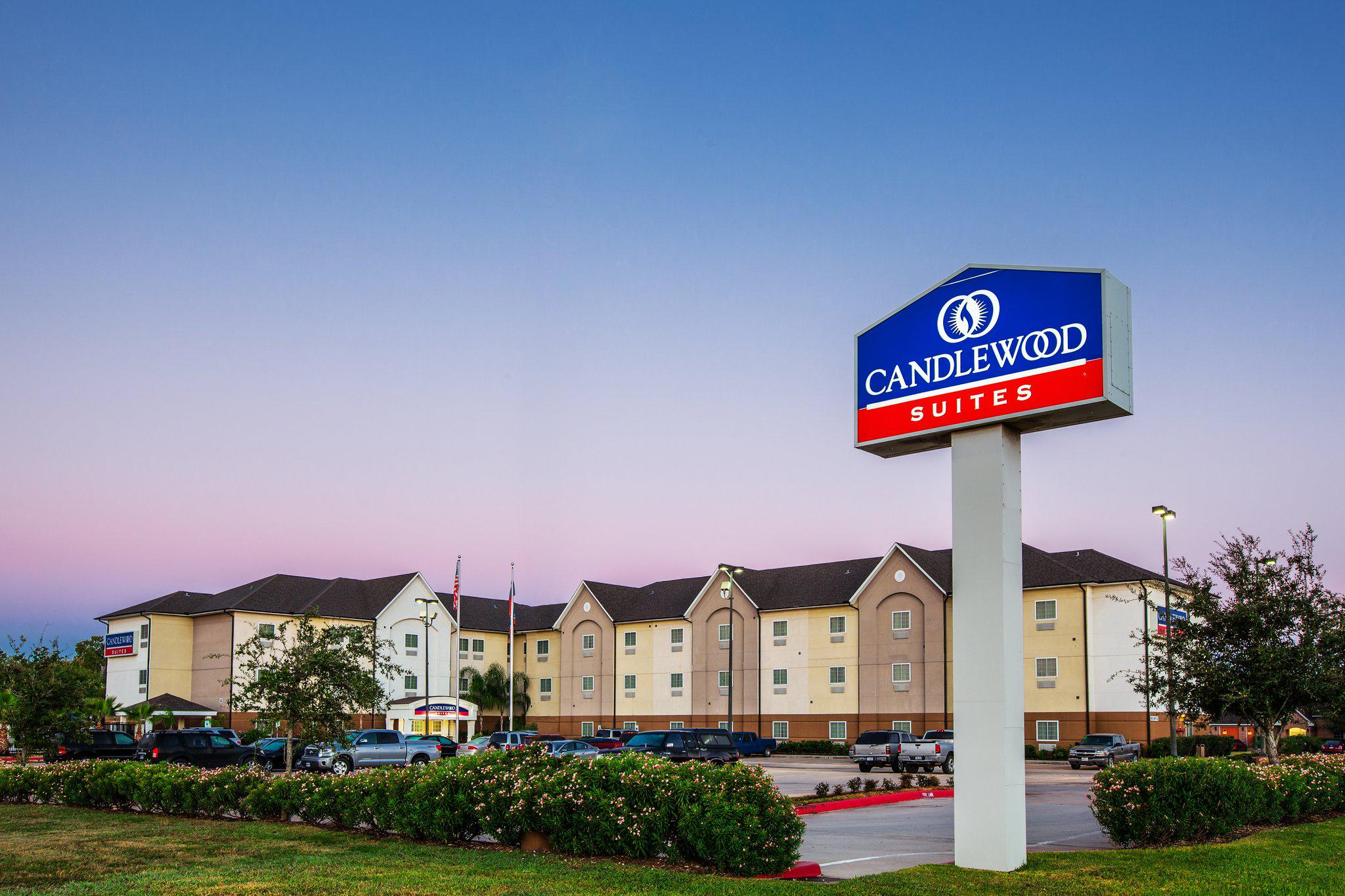 Candlewood Suites Lake Jackson-Clute Photo